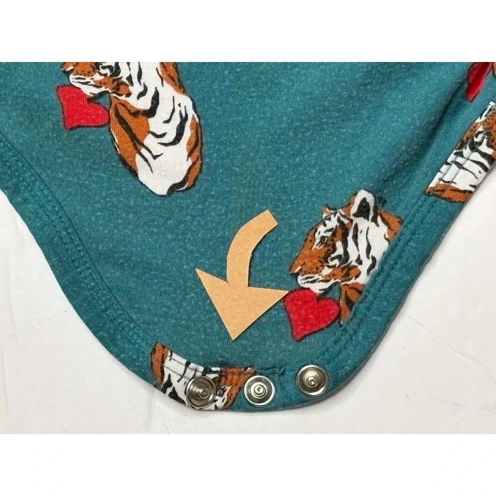 Posh Peanut Bamboo Tiger Heart Twill Dress Bodysuit 12-18 Month Green Whimsigoth